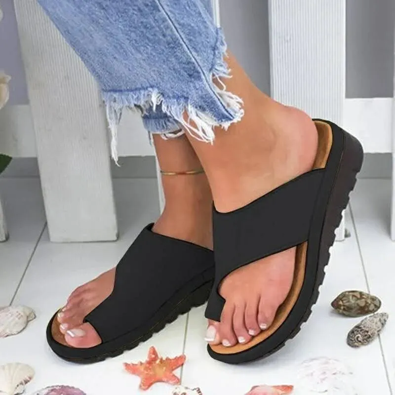 Effortless and casual orthopedic Slides
