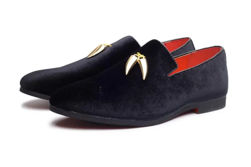 Men's Spring/Autumn Slip-Ons With Metal Pendant