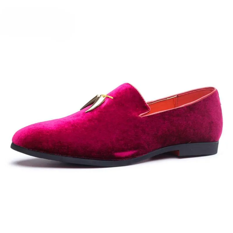 Men's Spring/Autumn Slip-Ons With Metal Pendant