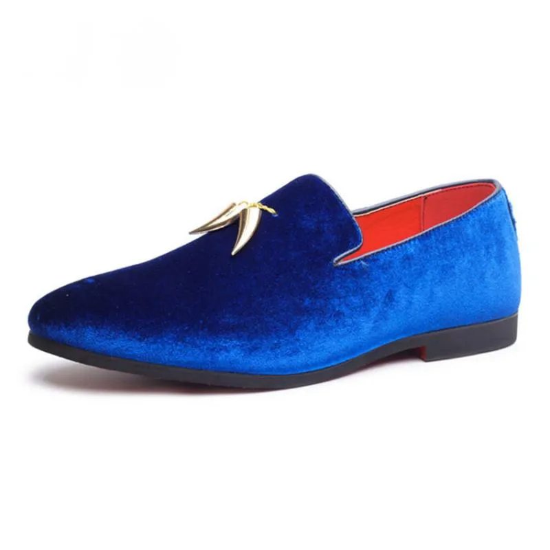 Men's Spring/Autumn Slip-Ons With Metal Pendant